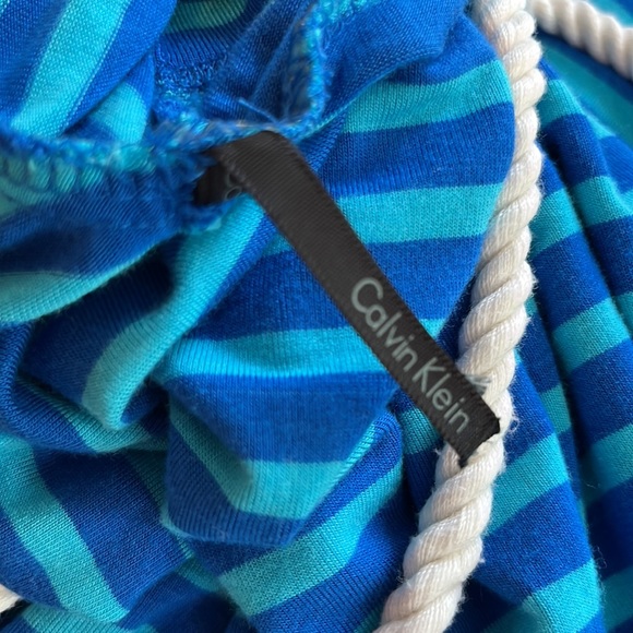 Calvin Klein Striped Blue/Turquoise/White T-Shirt Dress w/Belt, Size 8, Rayon - Picture 12 of 14